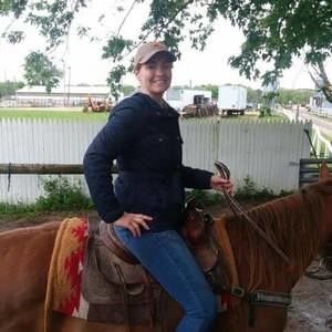 Meet your Posher, Kelli